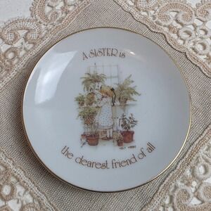 Vintage 1976 Holly Hobbie Sister Lasting Treasures Porcelain Plate Japan 4 inch